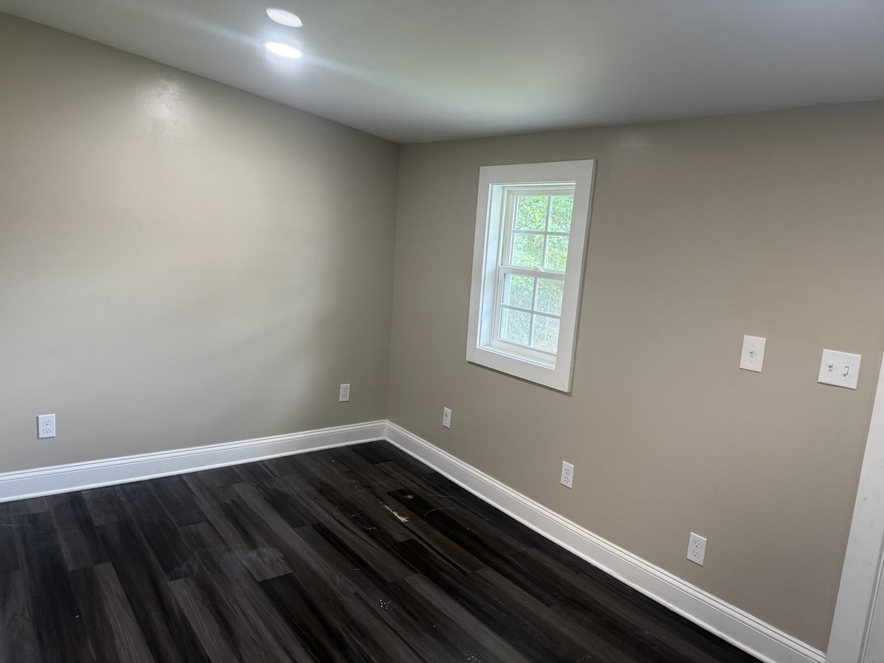 6244 New Jesup Hwy - Photo 6 of 10
