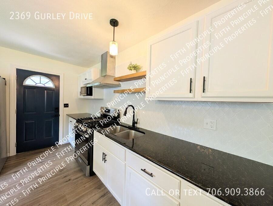 2369 Gurley Dr - Photo 7 of 33