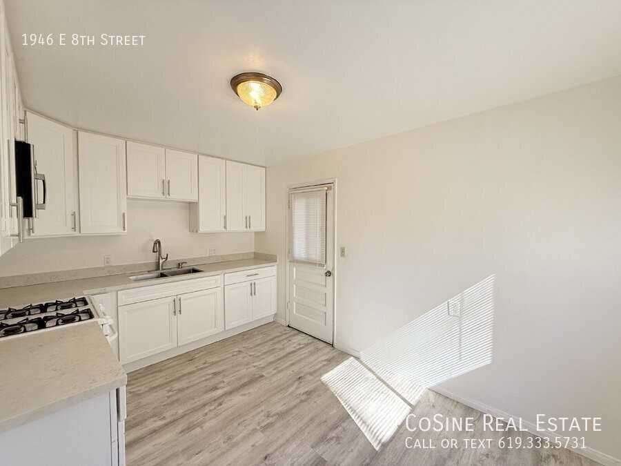1946 E 8th St - Photo 5 of 14