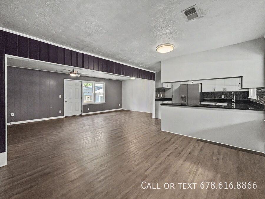 560 Lee Byrd Rd #A - Photo 3 of 22
