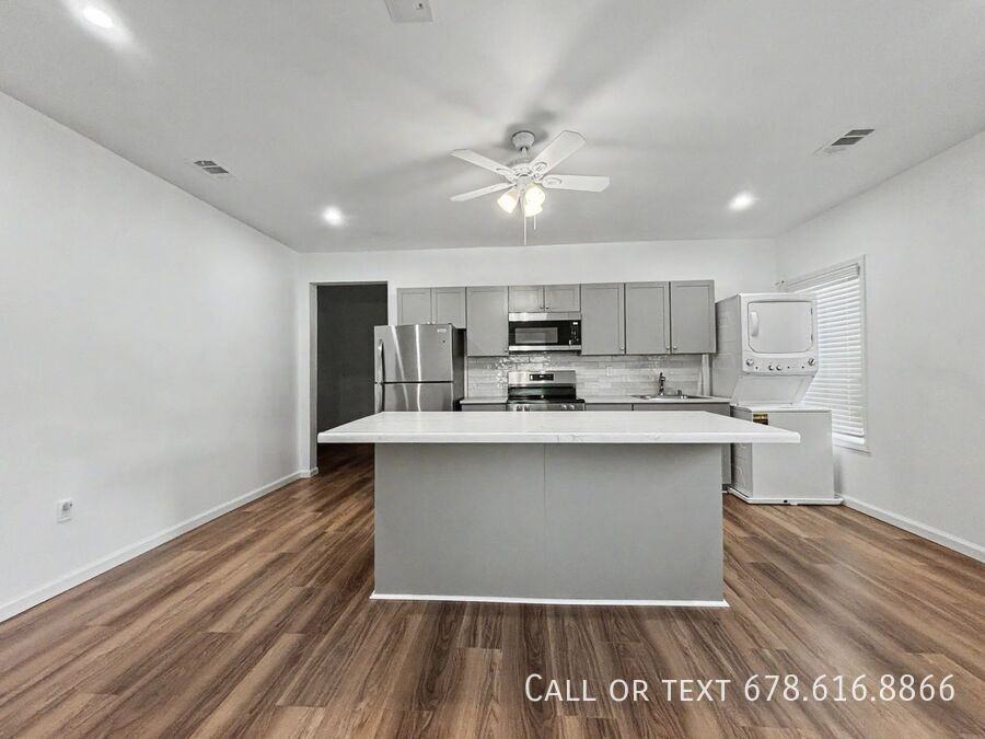 70 Charleston Ln - Photo 3 of 18