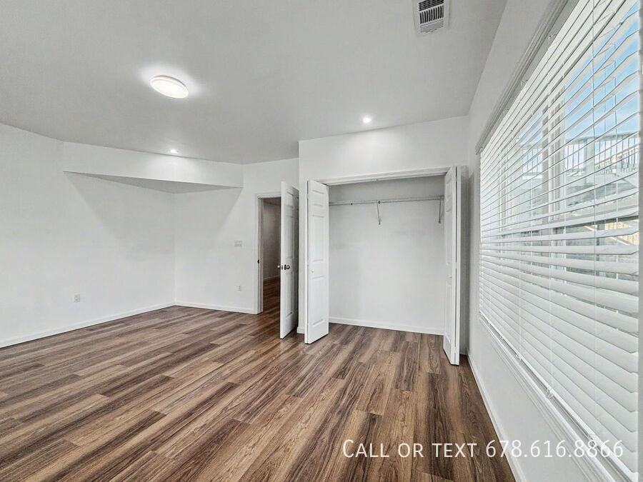 70 Charleston Ln - Photo 6 of 18