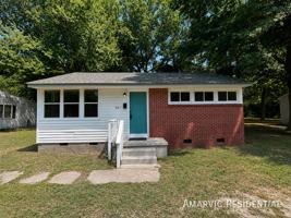 featured image of 807 Candlewood Dr