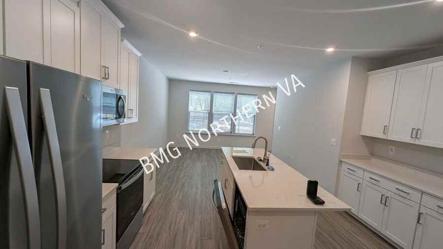 2576 Neabsco Common Pl - Photo 5 of 6