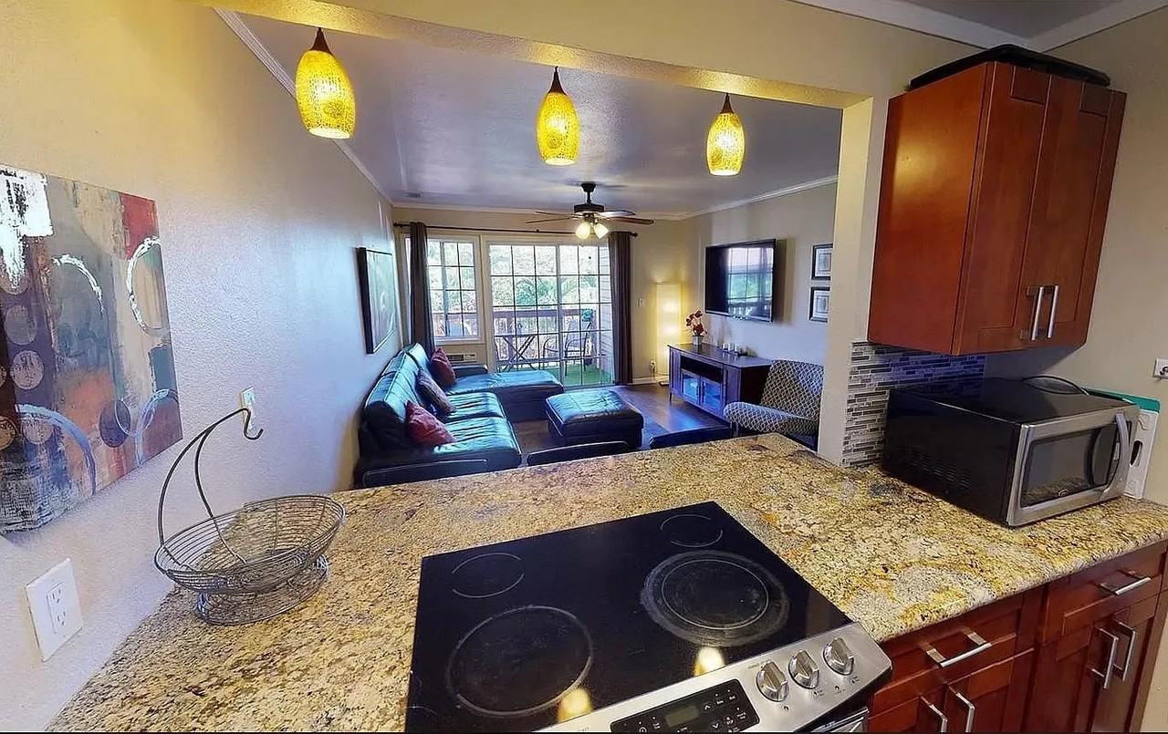 140 Uwapo Rd #23 - Photo 3 of 16