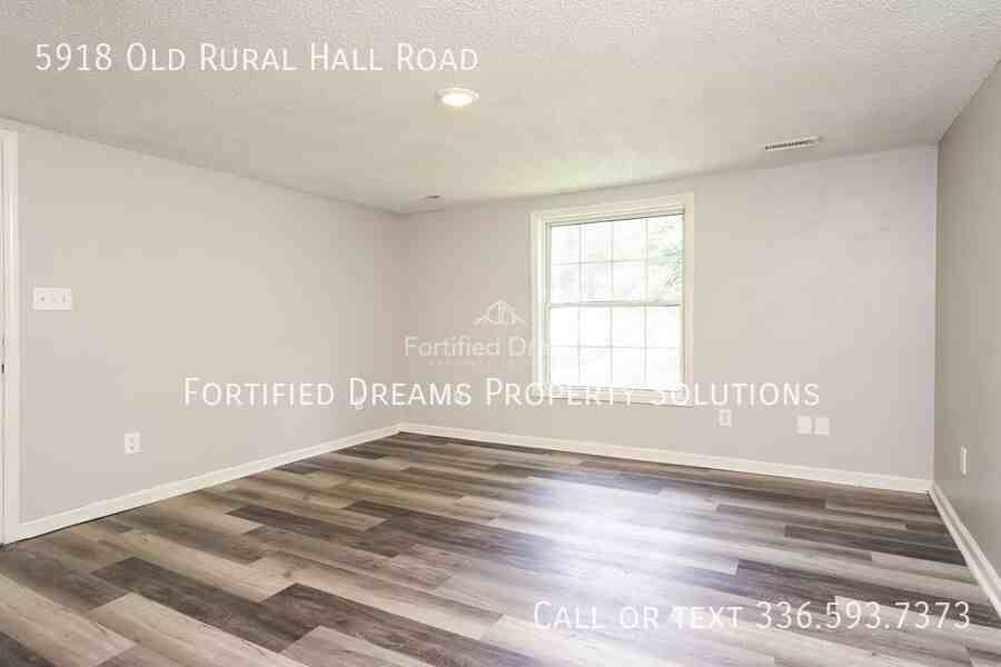 5918 Old Rural Hall Rd - Photo 4 of 19