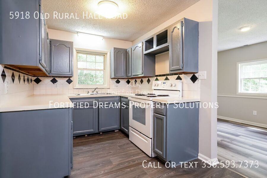 5918 Old Rural Hall Rd - Photo 7 of 19