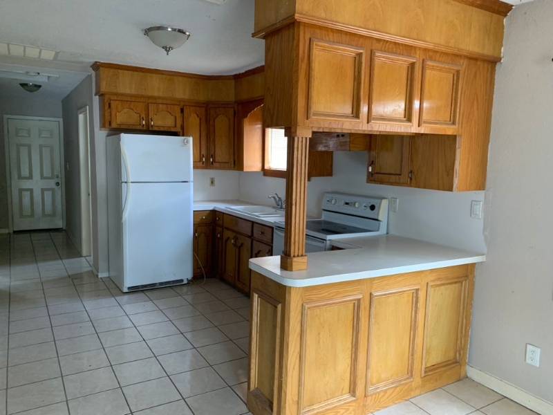 404 Carolina Ave - Photo 3 of 8