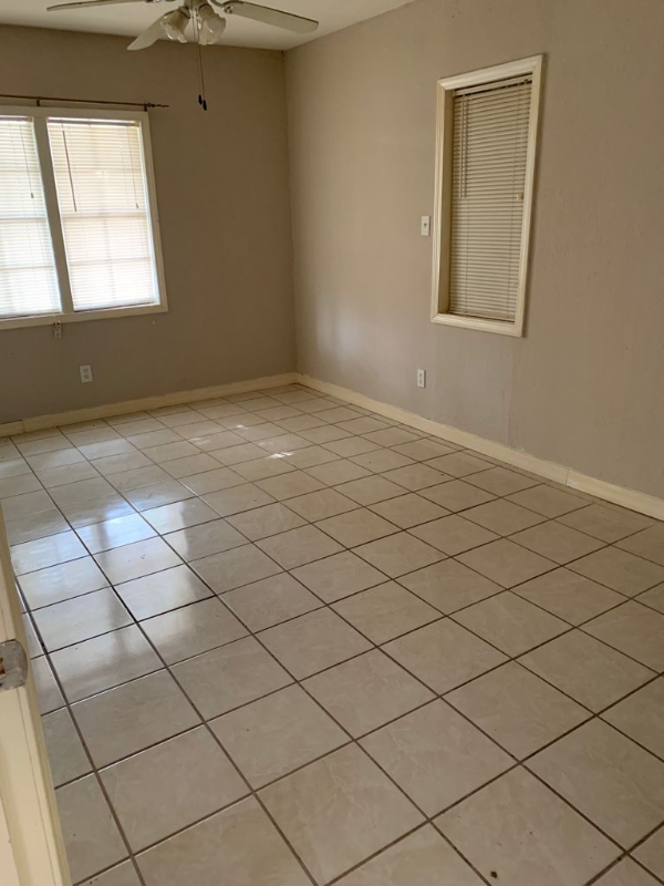 404 Carolina Ave - Photo 4 of 8
