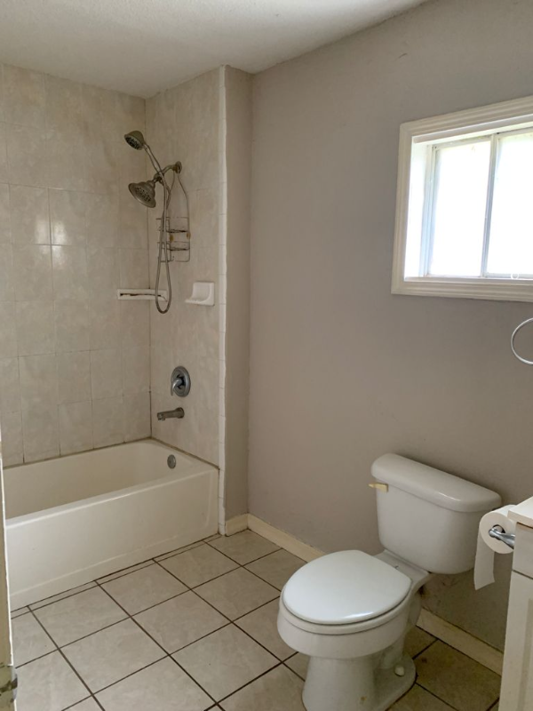 404 Carolina Ave - Photo 6 of 8