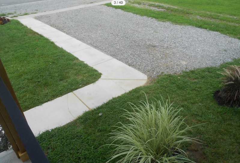 1809 Doron Ln - Photo 3 of 40