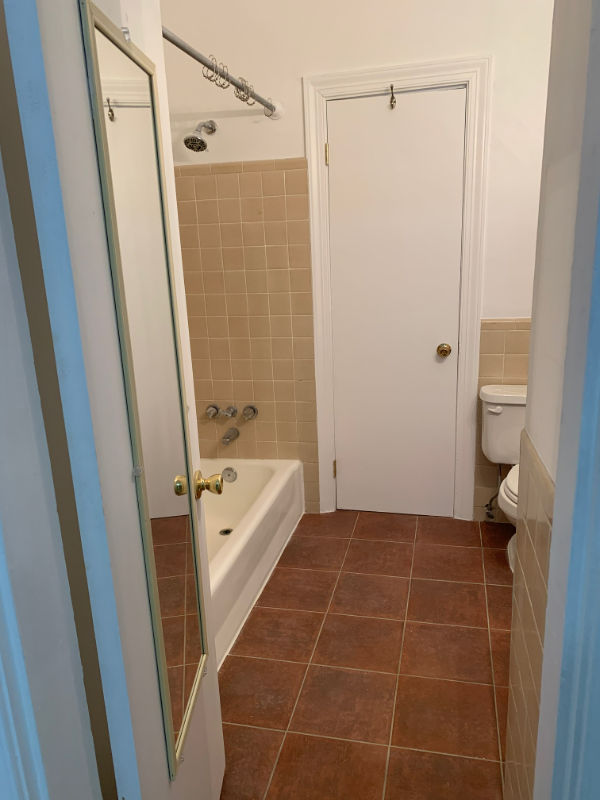 1666 32nd St Nw #5 - Photo 5 of 12