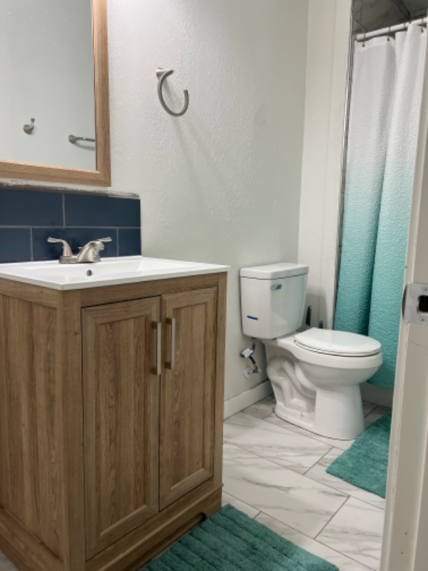 690 Cambridge Dr - Photo 5 of 18