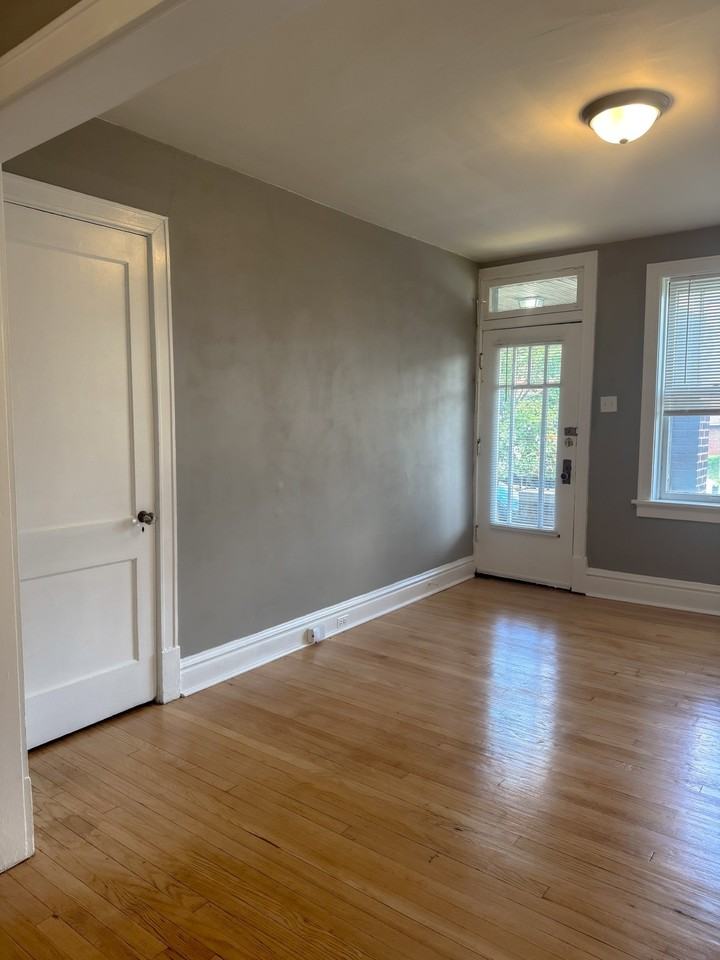 4992 Mardel Ave #1F - Photo 3 of 15