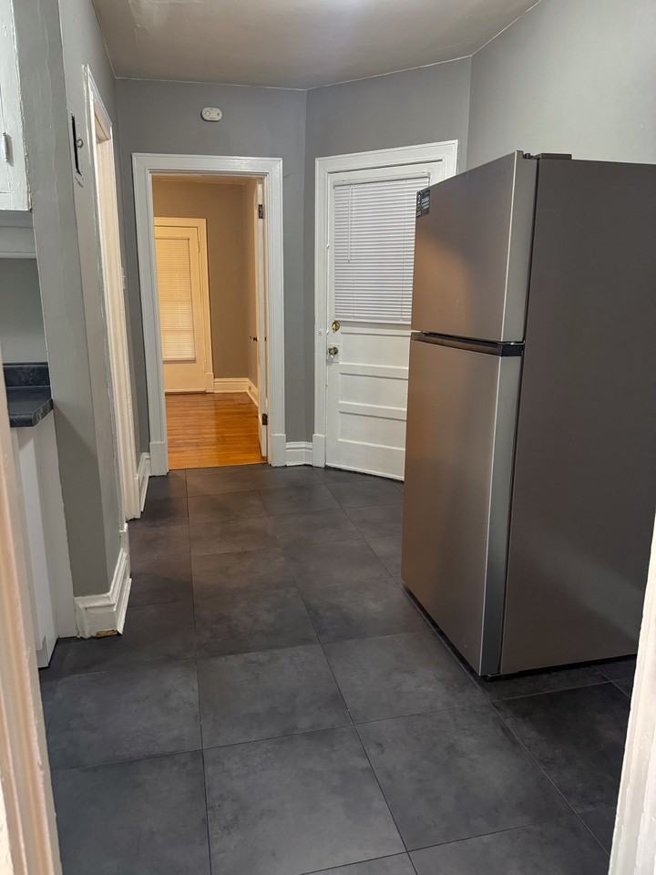 4992 Mardel Ave #1F - Photo 6 of 15