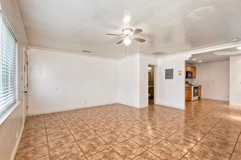 122 Johnston Ln - Photo 5 of 19