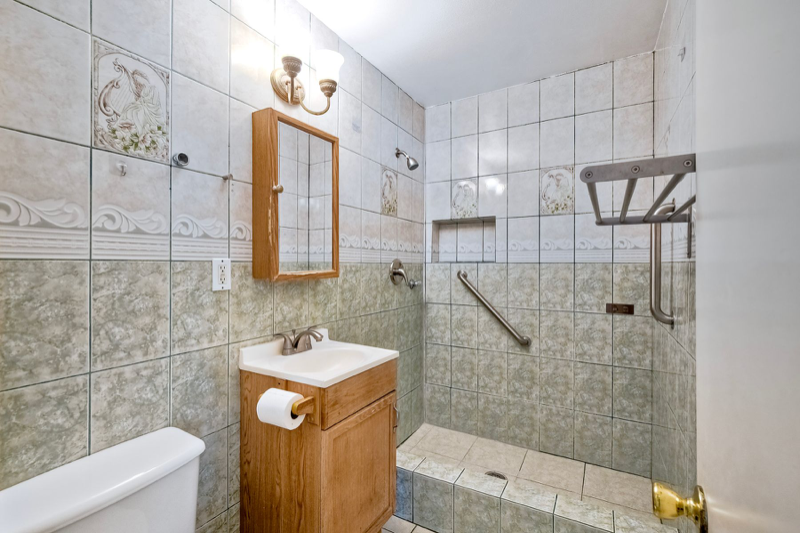 122 Johnston Ln - Photo 7 of 19