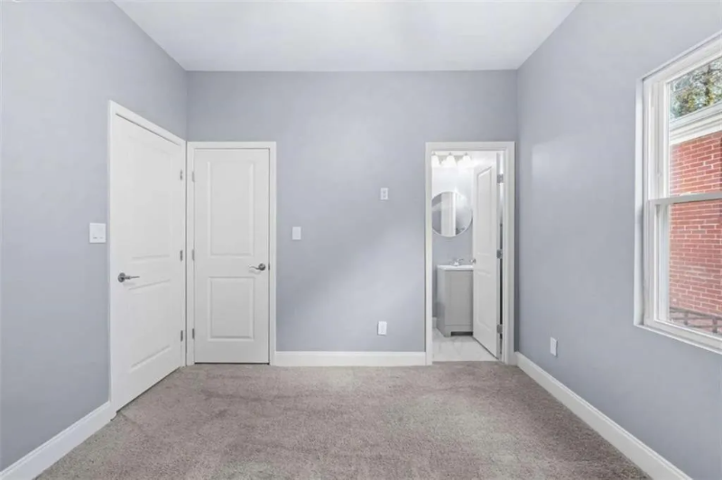 609 Parsons St Sw - Photo 7 of 13