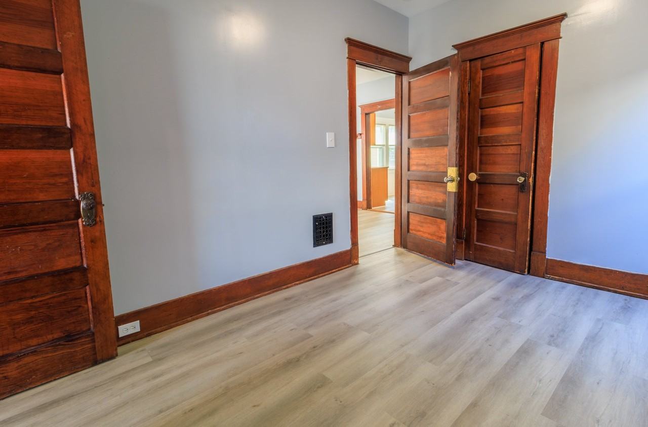 159 Royal Ave - Photo 2 of 12