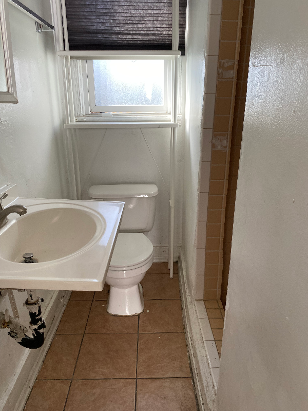 5721 Gage Ave #2W - Photo 4 of 6