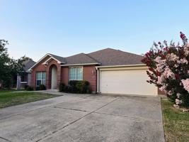 featured image of 3004 Zachary Ln #NA