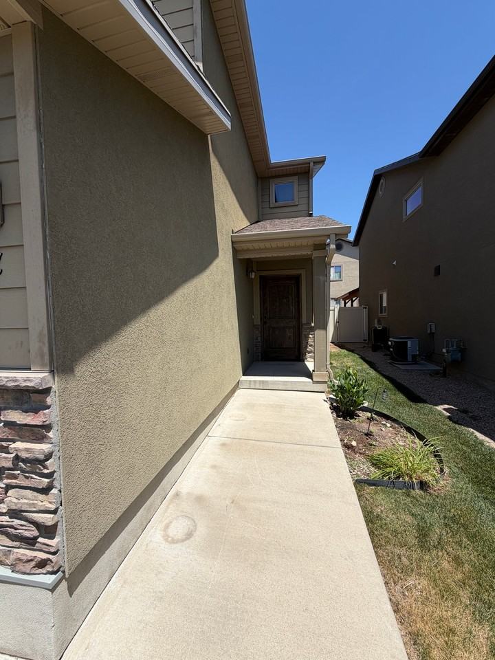 4 Arnold Dr - Photo 2 of 41