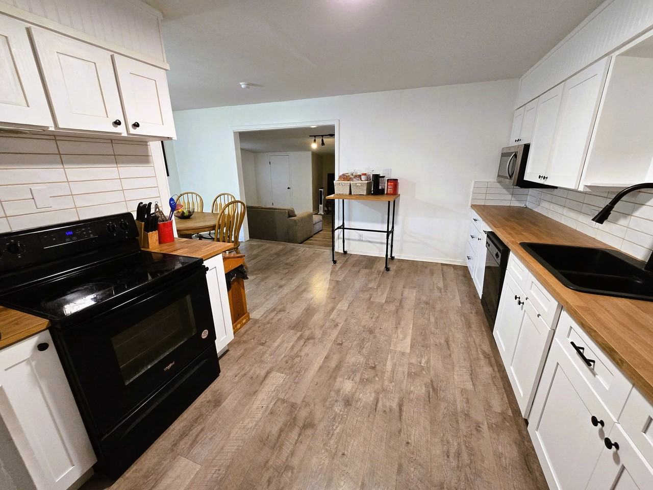 18 Clare Dr - Photo 6 of 15