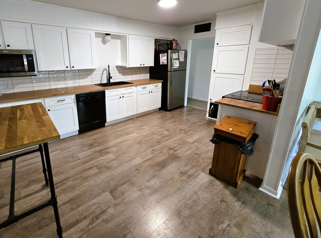 18 Clare Dr - Photo 7 of 15