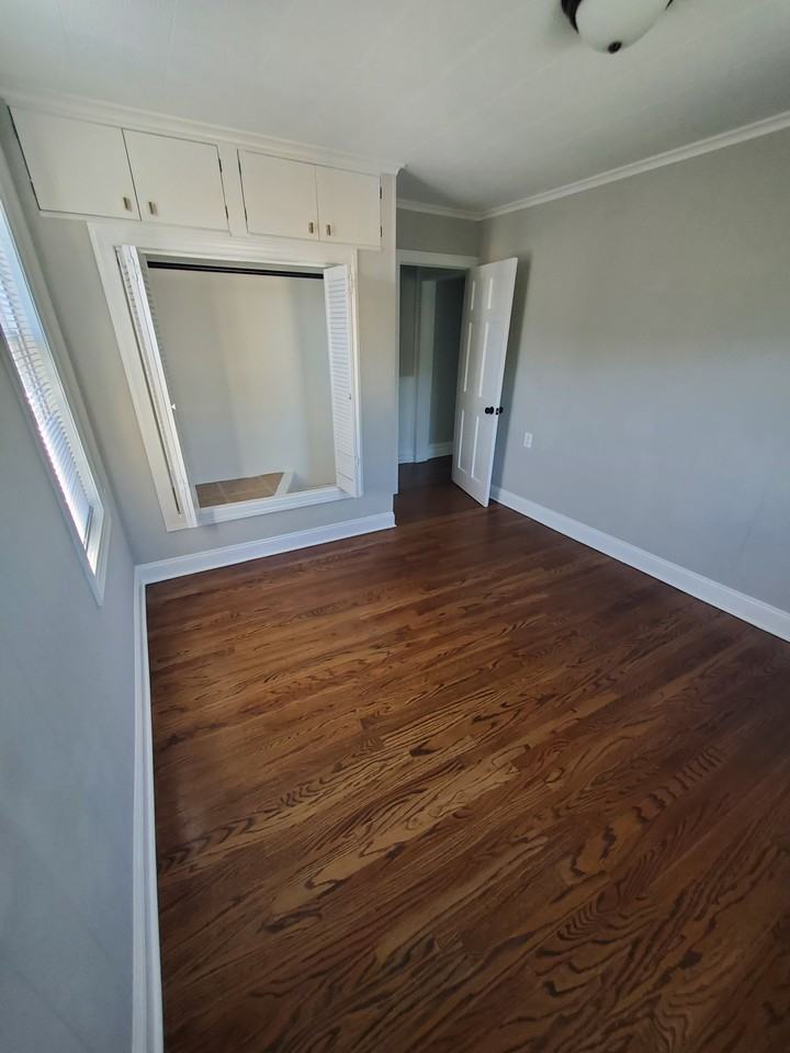 17 Hackett Pl #2 - Photo 7 of 12