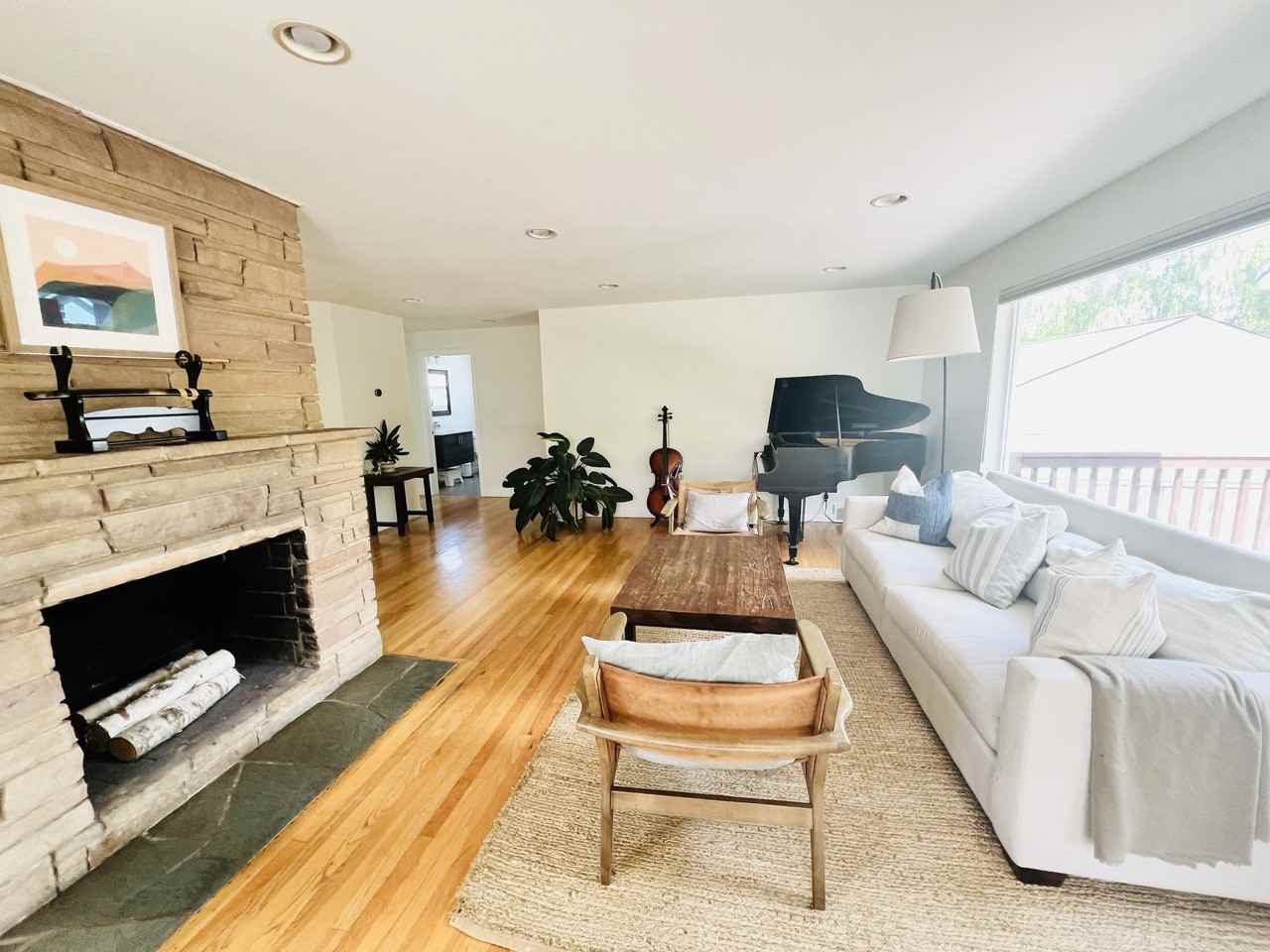 3222 34th Ave W - Photo 4 of 20