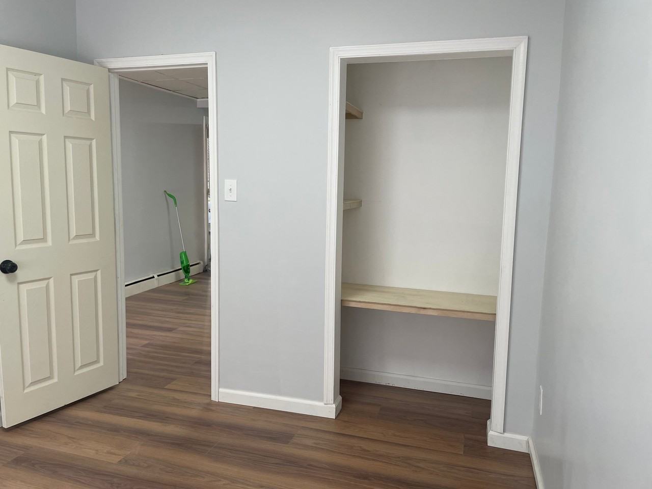 1109 Girard Ave - Photo 4 of 7
