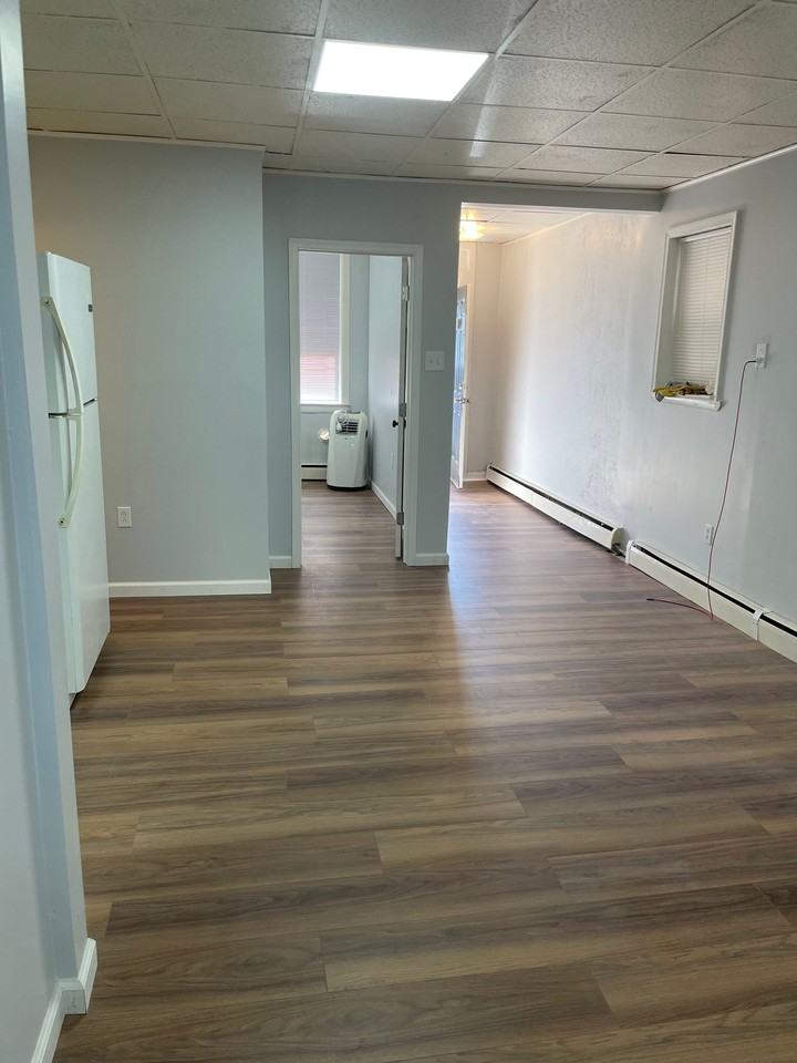 1109 Girard Ave - Photo 7 of 7