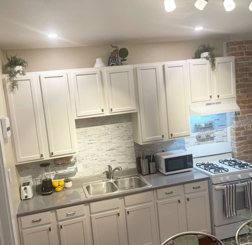 5019 Burgundy St #2 - Photo 4 of 10
