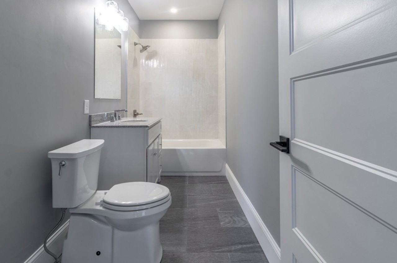 39 Rosseter St #1 - Photo 5 of 10