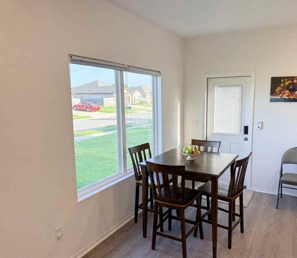 6718 Sw Dignity Ave - Photo 4 of 8