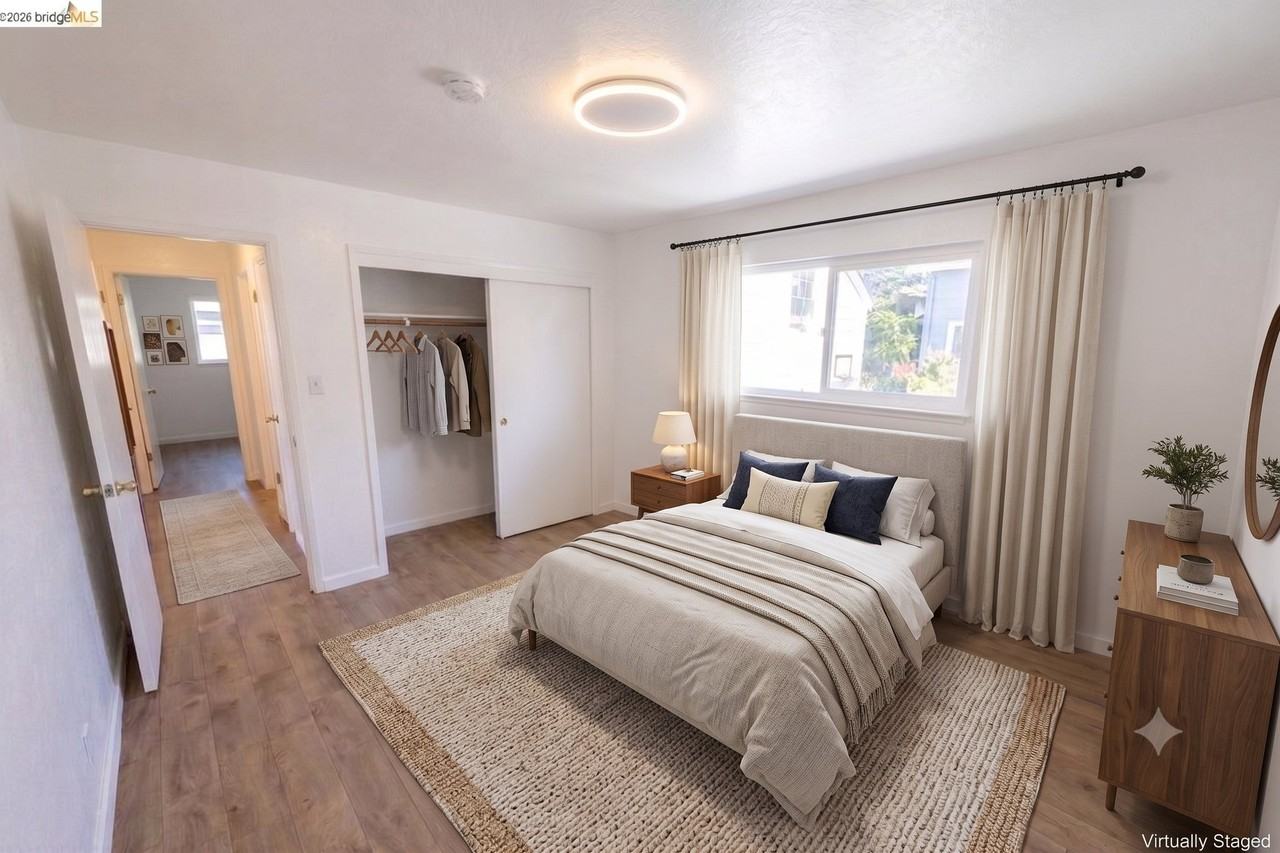 2015 Hearst Ave #4 - Photo 7 of 11
