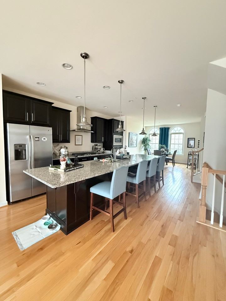 7732 Duncannon Ln - Photo 7 of 9