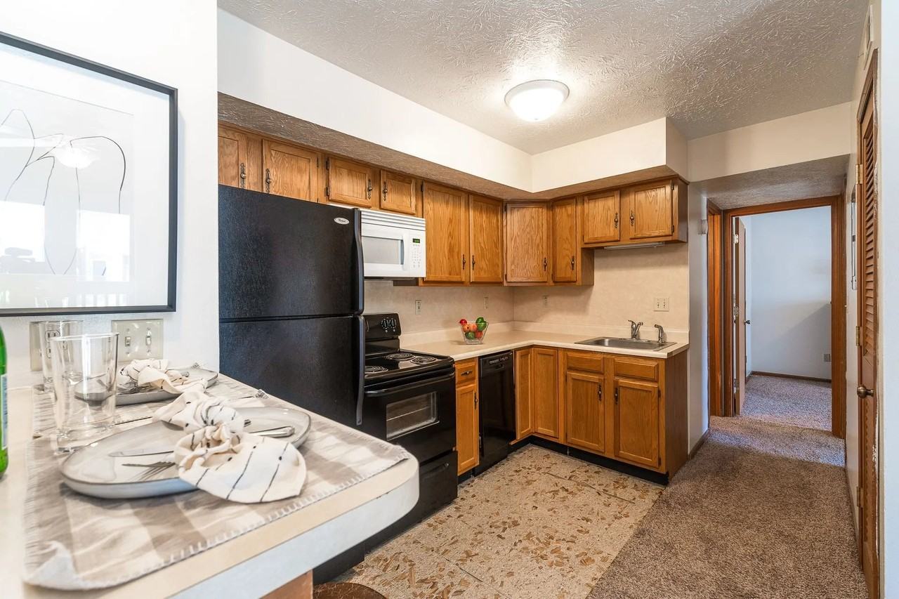 217 Pierce St #3 - Photo 6 of 11