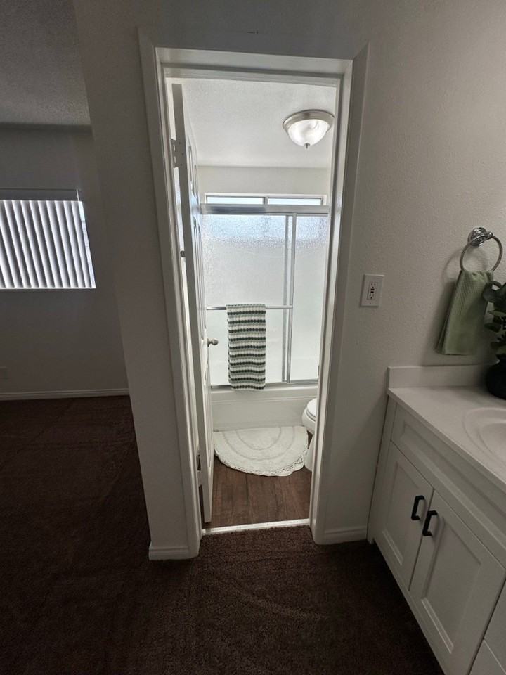 16220 Cornuta Ave - Photo 7 of 9