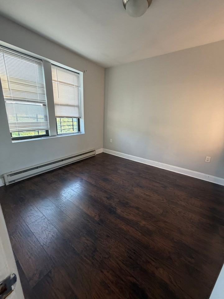 18 Summit St #406 - Photo 3 of 4