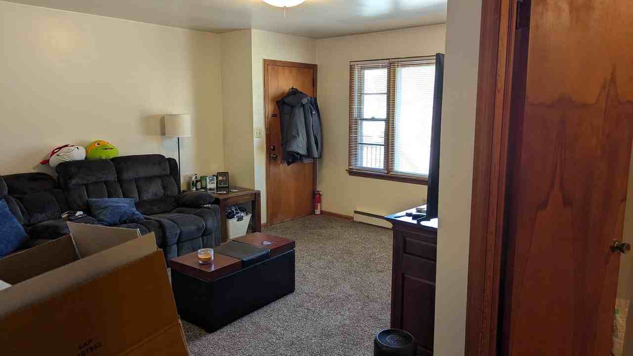 1706 Boxwood Dr #B - Photo 5 of 12