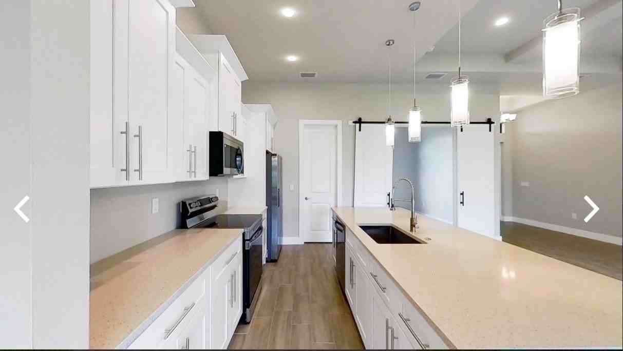 4016 22nd St Sw - Photo 4 of 15