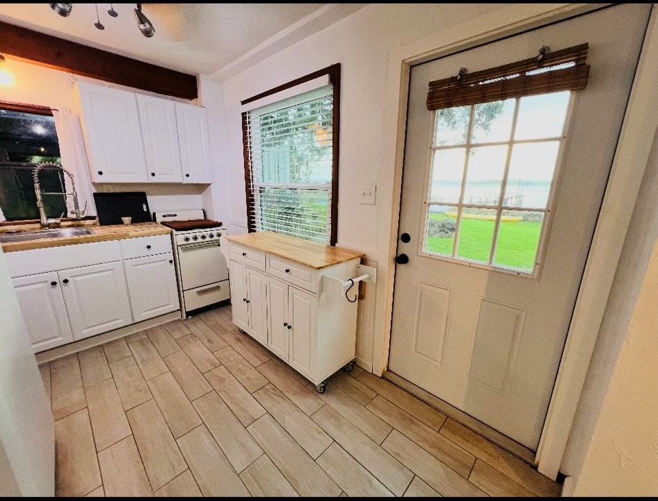 2076 S Halifax Dr #1 - Photo 3 of 12