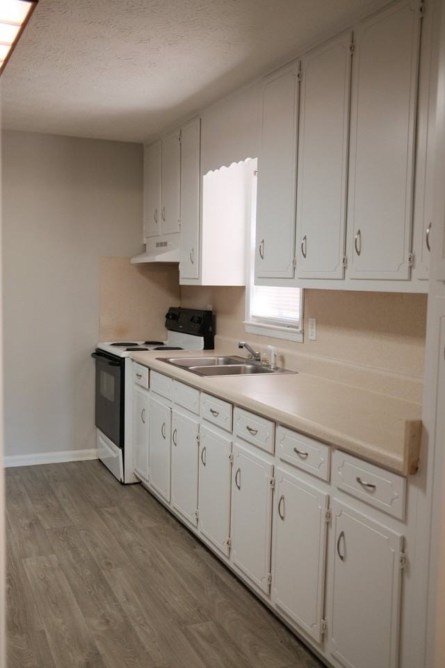 207 Hill St #C - Photo 7 of 19