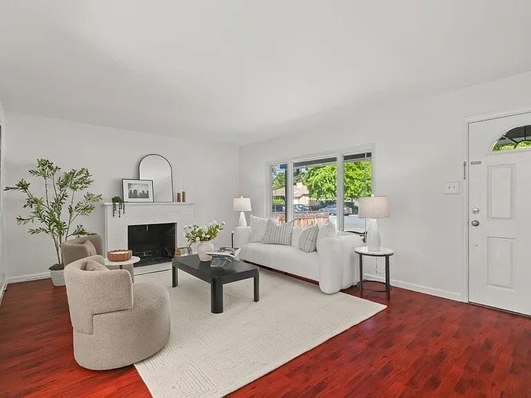 919 6th Ave - Photo 3 of 17