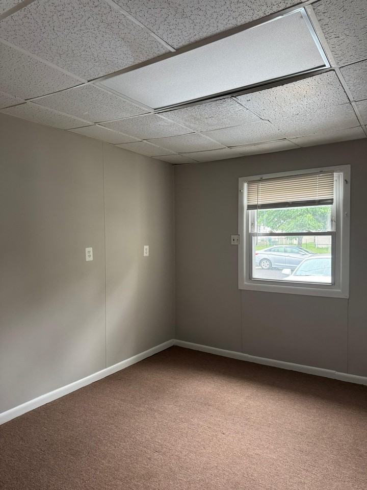 101 Main St #4 - Photo 7 of 11