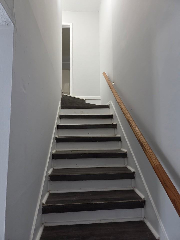2614 Mclelland St #1 - Photo 7 of 10