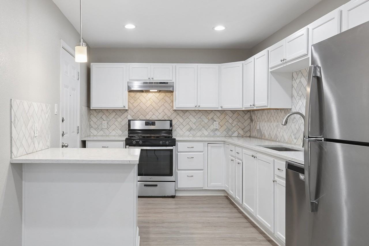 2308 Devonshire Dr #A - Photo 4 of 14