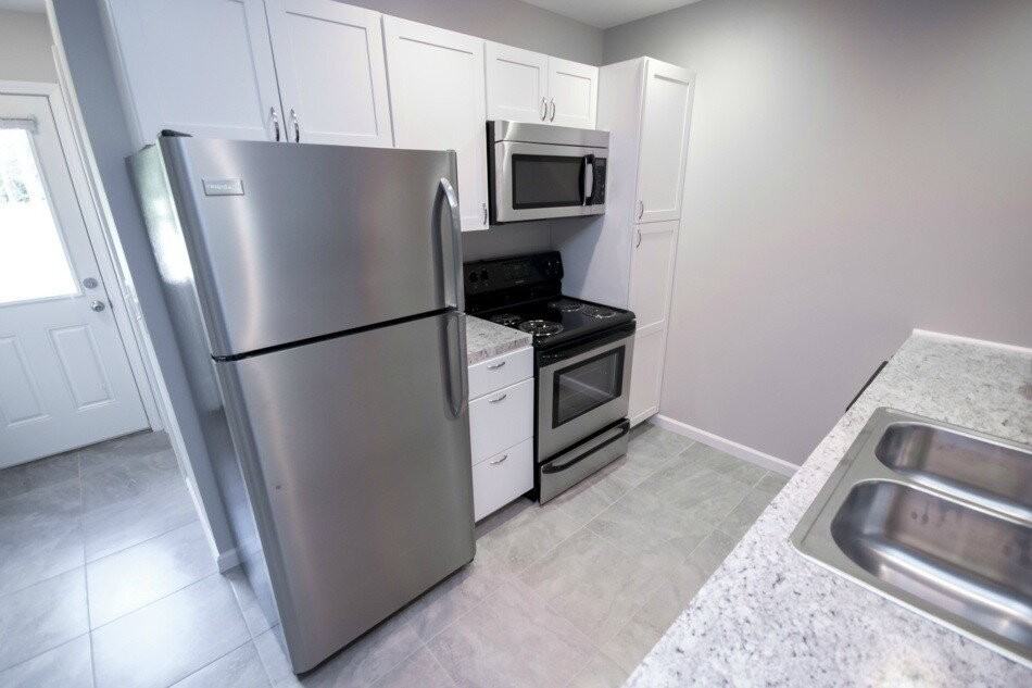 522 Gerald Ct - Photo 7 of 12
