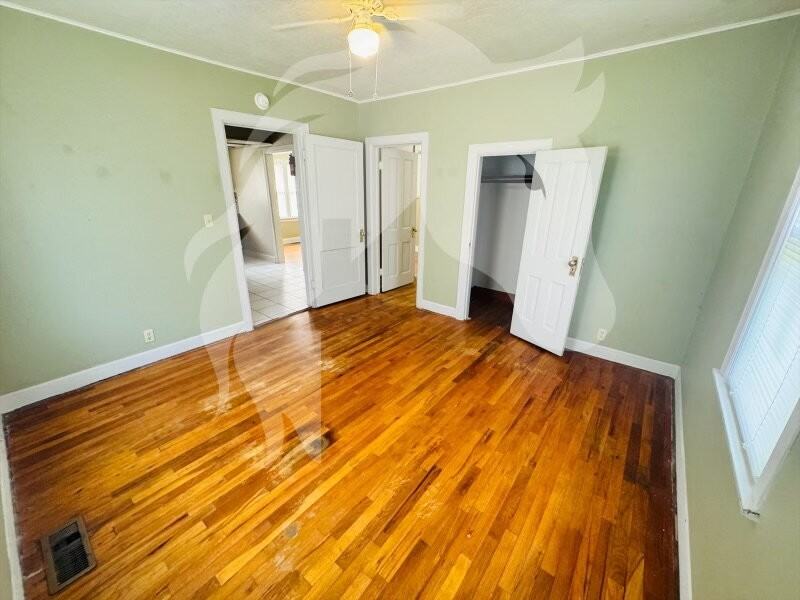 1507 Main St - Photo 7 of 11